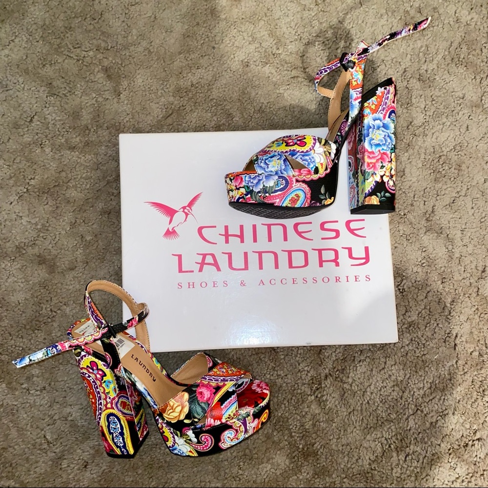 CHINESE LAUNDRY HIGH HEEL GOGO 80’S THEMED OPEN TOE HEELS! NEVER BEEN WORN! NEW!